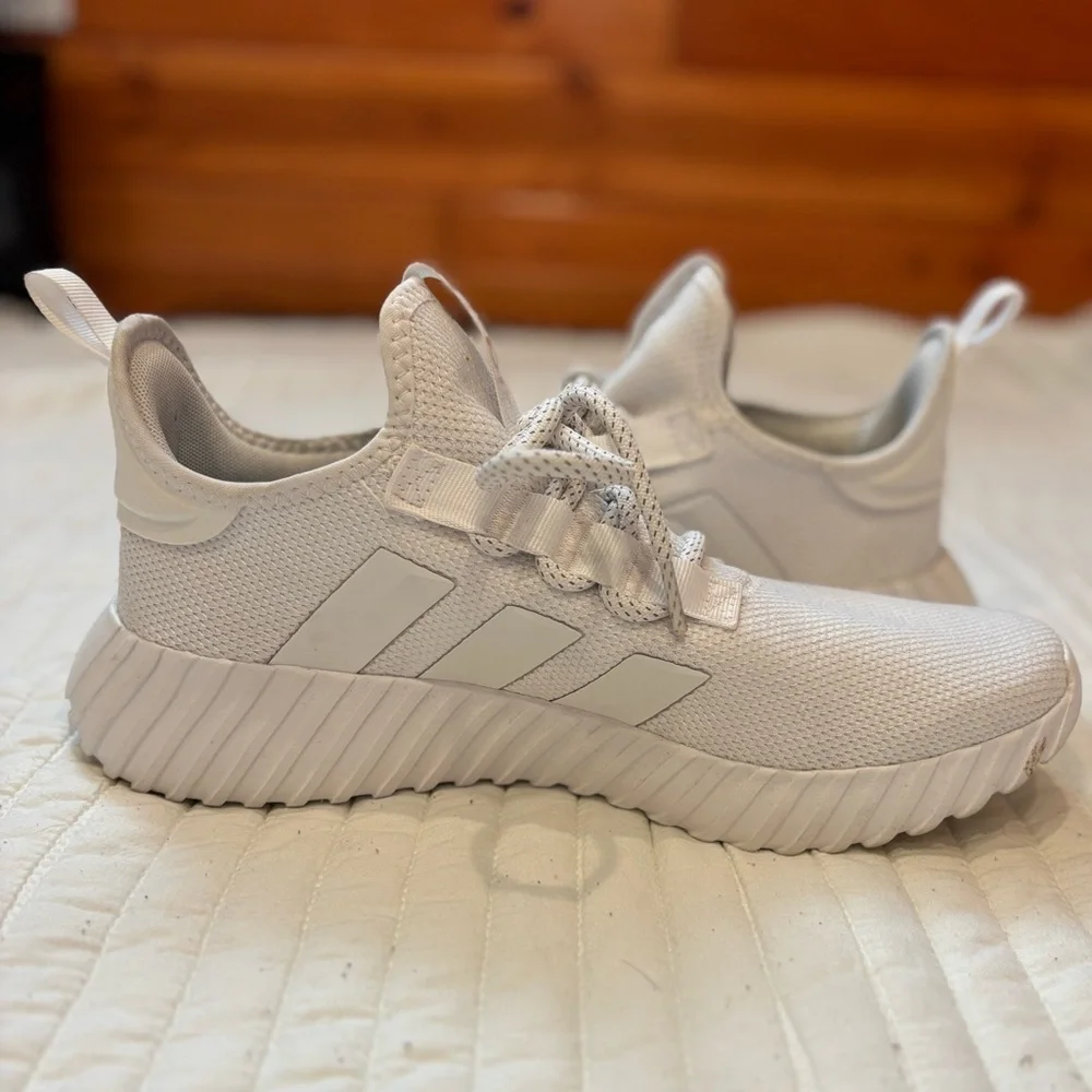 Adidas Men's Kaptir 3.0 Cloud White Sneakers Size 11